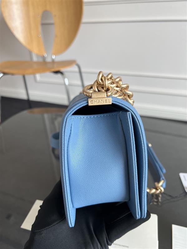 2026127214238414 550